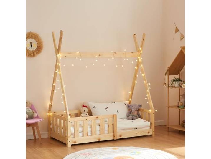 [en.casa] Kinderbett Helsingborg 70 x 140 cm mit Rausfallschutz Lattenrost Tipi Zelt Jugendbett Bettgestell Kiefernholz Holzbett für Kinder Holzfarben