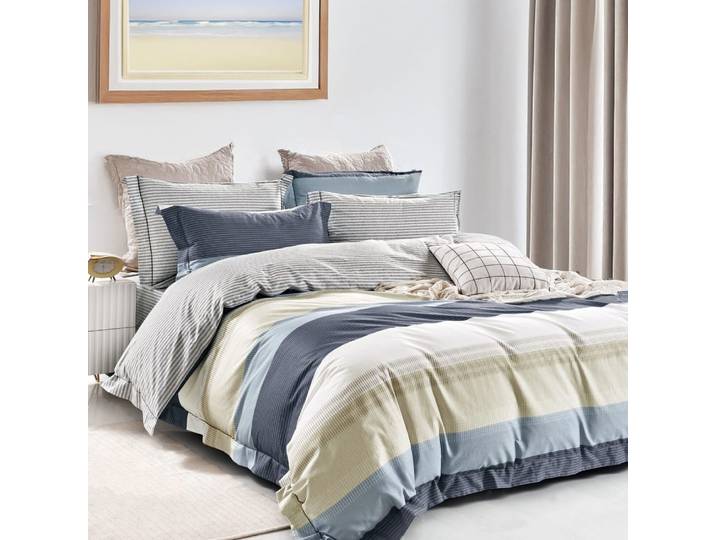 Parure housse de couette + 2 taies à volant 100% coton 240x220 cm