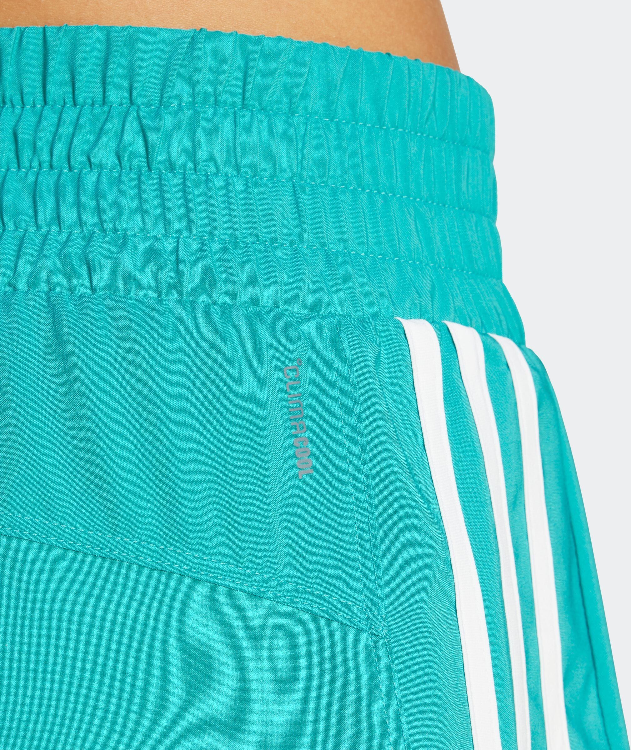 Shorts ADIDAS PERFORMANCE "PACER TRAINING 3-STREIFEN WOVEN HIGH-RISE", Damen, Gr. M, Länge 5, grün (pure teal, weiß, innenbeinlänge ca. 13 cm), Obermaterial: 100% Polyester, Hosen Shorts, Woven Trainingsshorts mit hohem Bund pure teal, weiß, innenbeinläng