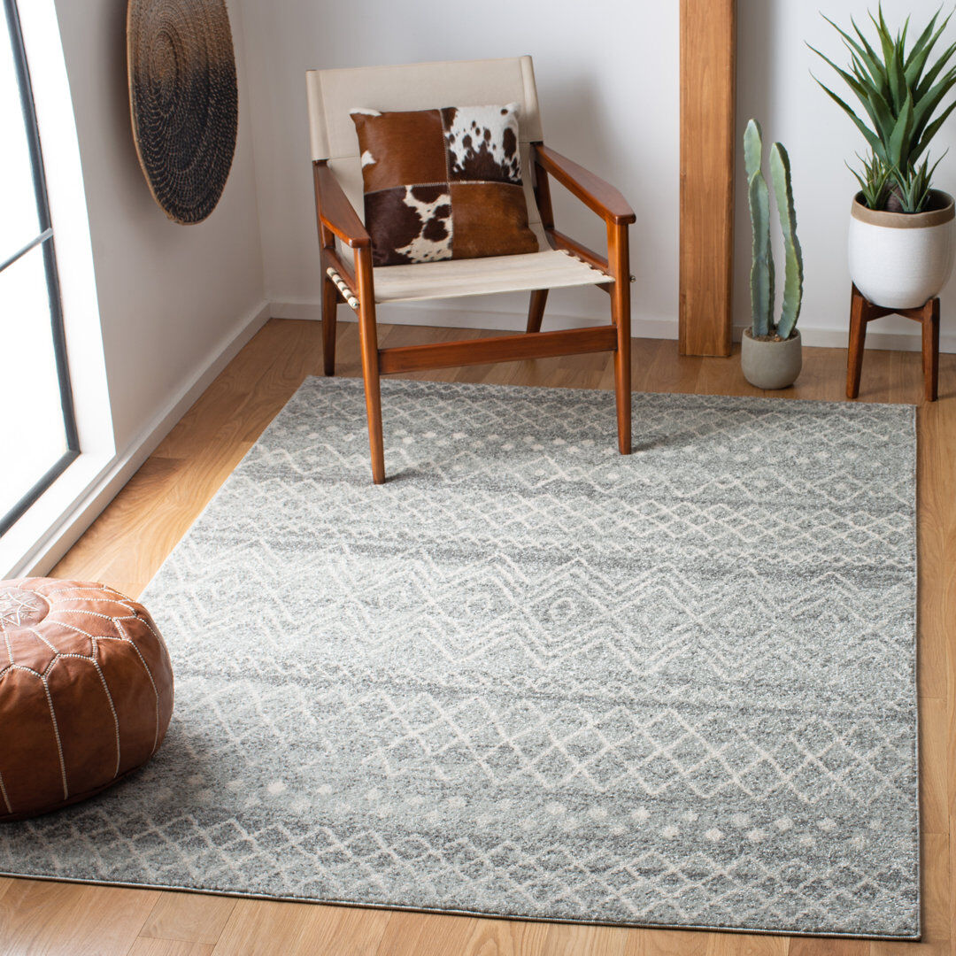 Bloomsbury Market Tabares Geometric Area Rug Silver Rectangle 201 x 279 cm