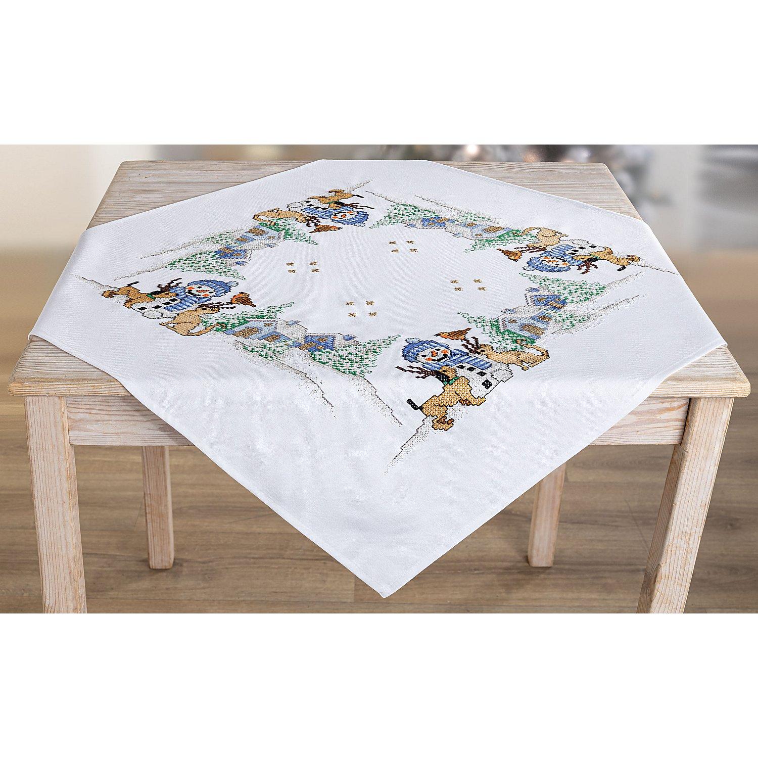 Stickmitteldecke "Schneemann & Tiere"