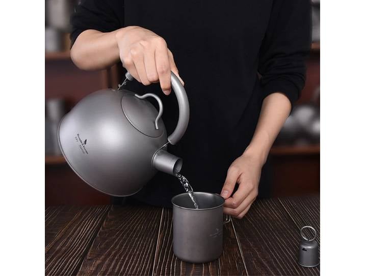 Boundless Voyage-Bouilloire en titane de grande capacité, carafe à eau, théière sifflante, camping en plein air, pique-nique, 2L