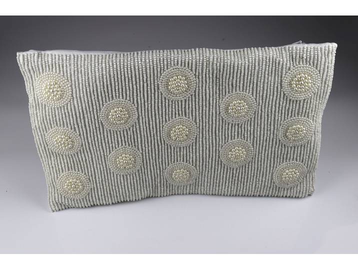 Dekokissen AM DESIGN BxL: 50x30 cm , beige (beige, bestickt), B:50cm H:8cm L:30cm, Baumwolle, Dekokissen_Sitzkissen_Kissenhüllen, Dekokissen, Baumwollbezug mit Strass-Applikationen