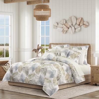 HATTERAS QUILT SET by Salt Life in Natural (Size ONE SIZE)