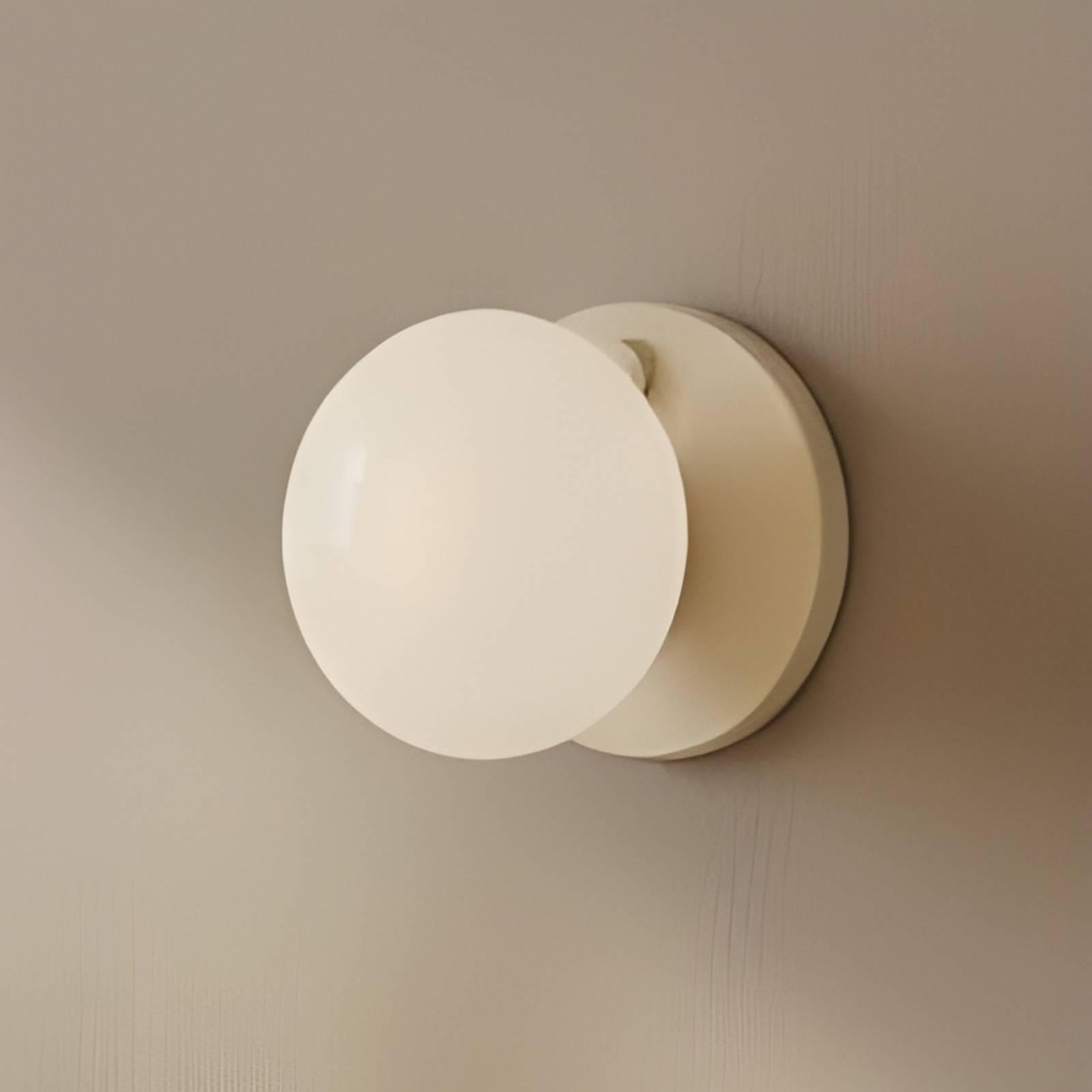 Wandlampe Flo ALDEX, dimmbar, creme / amber, für Wohn- / Esszimmer, Metall, Design, Wandleuchte, Wandlampe Innen