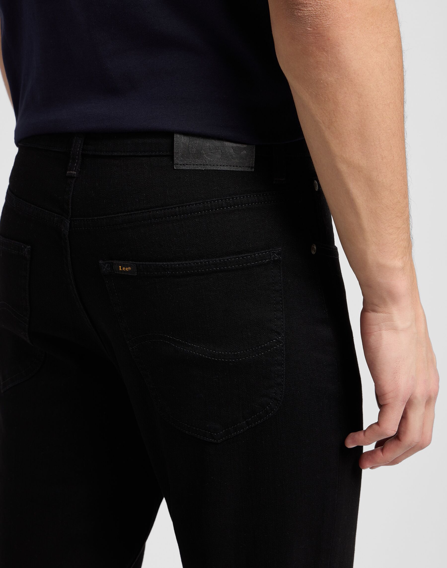 Straight-Jeans LEE "BROOKLYN", Herren, Gr. 34, Länge 30, schwarz (clean, schwarz), Denim/Jeans, Obermaterial: 98% Baumwolle, 2% Elasthan, normal lang, Jeans Straight-Jeans clean, schwarz 34, Länge 30