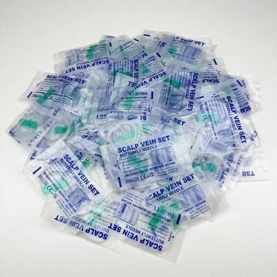 Uplift Essentials Precision Disposable Butterfly Infusion Needles For Veterinary Care green 21g