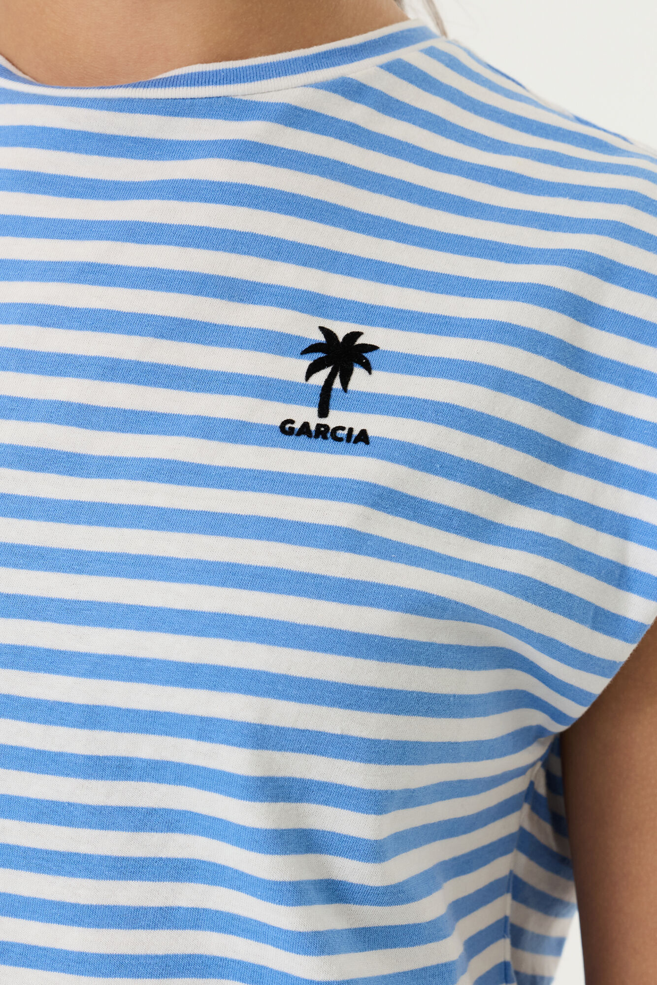 T-Shirt GARCIA, Mädchen, Gr. 164/170, blau (pacific blau), Jersey, Obermaterial: 100% Baumwolle, bedruckt, geringelt, gestreift, normal hüftbedeckend, Rundhals, Shirts T-Shirt, Shirttop in Streifen-Optik, for Girls pacific blau 164/170