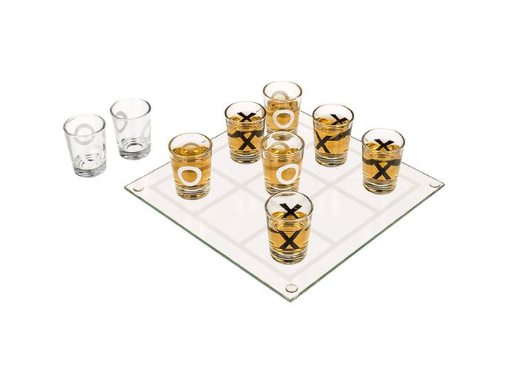 Trinkspiel Tic-Tac-Toe mit 9 Shotgläsern