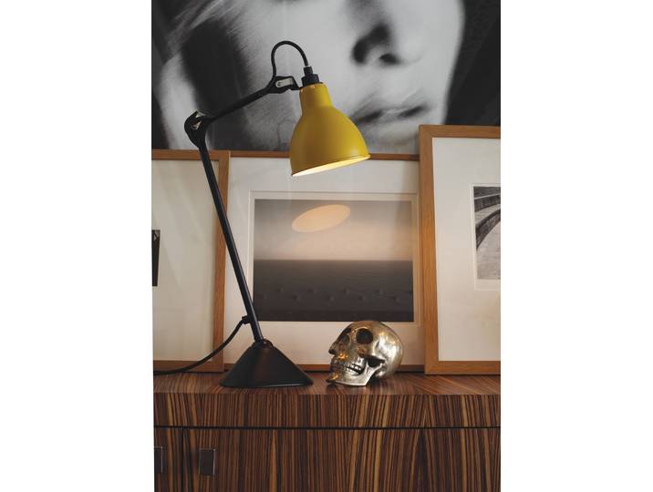 Lampe Gras 205 Tischleuchte, schwarz/gelb – DCW - Arbeitszimmer / Büro - Metall