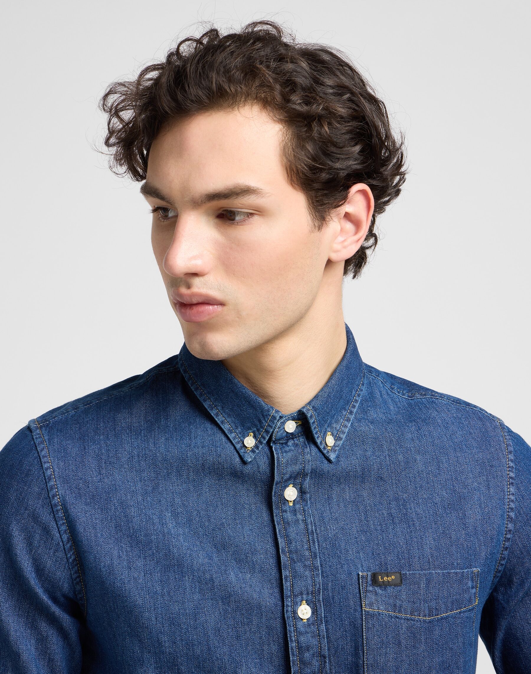 Jeanshemd LEE "LEE BUTTON DOWN", Herren, Gr. 4XL, N-Gr, grau (mid stone), Denim/Jeans, Obermaterial: 100% Baumwolle, regular fit, Hemden Jeanshemd mid stone 4XL, N-Gr