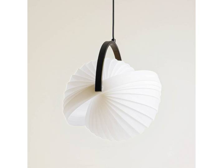 Helva Suspension Noir/Blanc - Lucande - Salon / séjour - Scandinave - Plastique - À ampoule unique