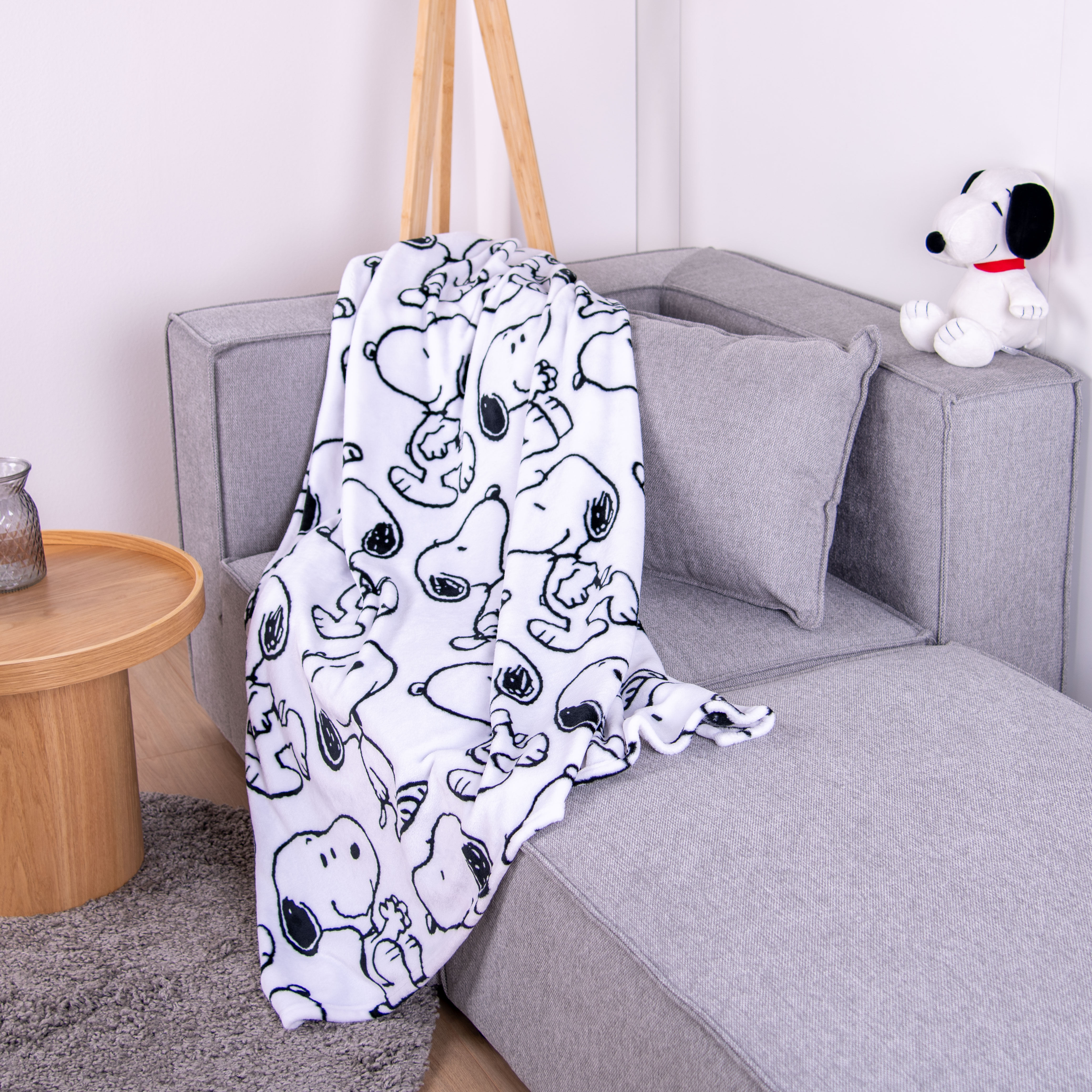 Wohndecke PEANUTS "Peanuts", bunt (weiß), B:150cm L:200cm, Polyester, Wohndecken, Wohndecke, cooles Motiv weiß B/L: 150cm x 200cm