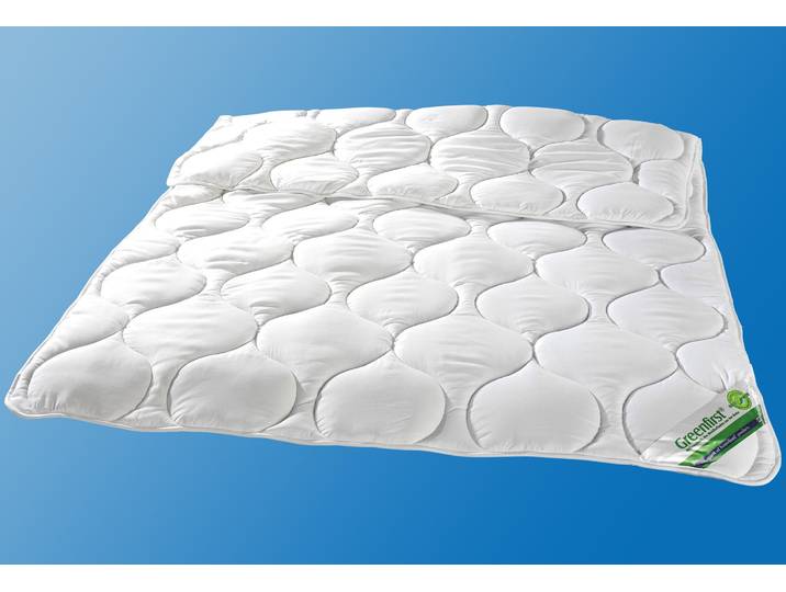 Kunstfaserbettdecke KBT BETTWAREN Greenfirst , weiss (weiß), B:155cm L:220cm, Bezug: 100% Polyester. Füllung: 100% Polyester, Bettdecken, Kunstfaserbettdecke, mit Greenfirst-Ausrüstung