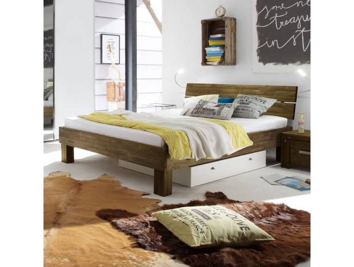 Bett Caldera Akazie Massivholz 160x200cm Vintage industrial