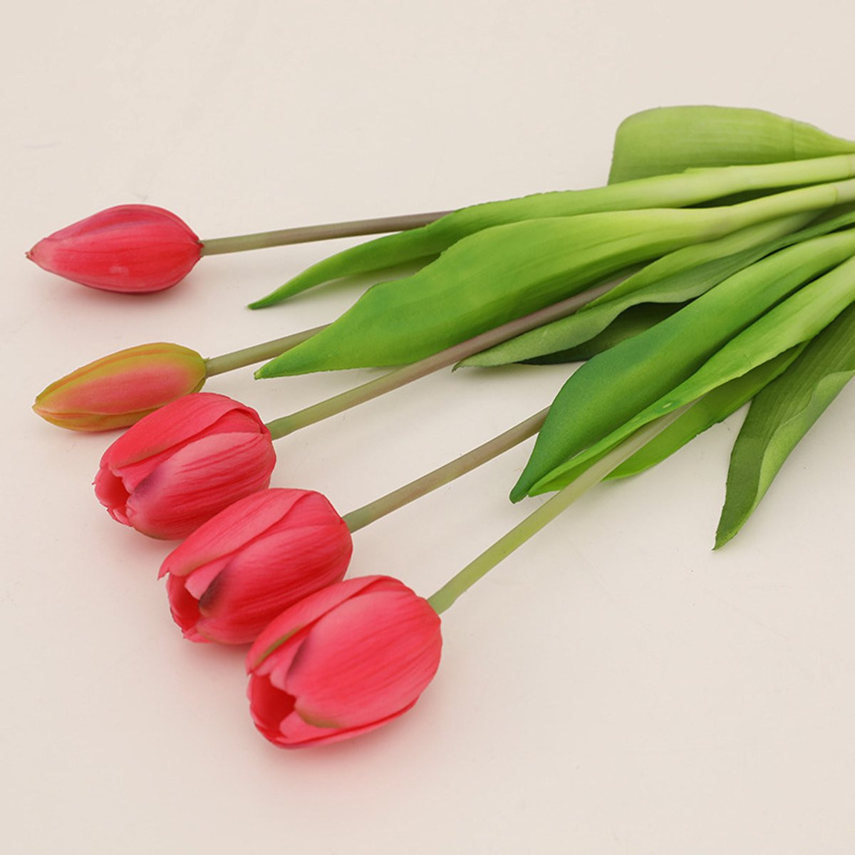 Set van 5 donkerrode kunsttulpen van zijde, 40 cm
