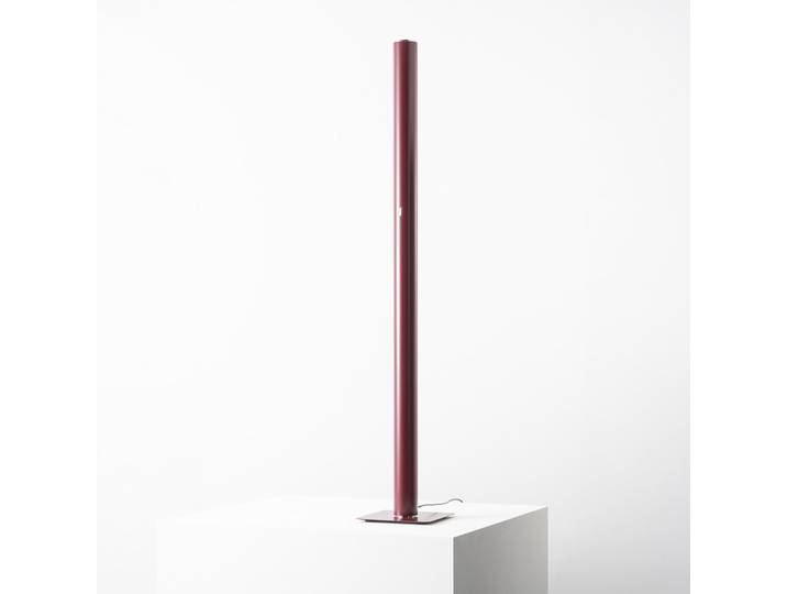 Ilio LED-Stehlampe, rubinrot, 3.000 K App 175 cm - Artemide - Wohnzimmer - Design - Aluminium - Einflammig