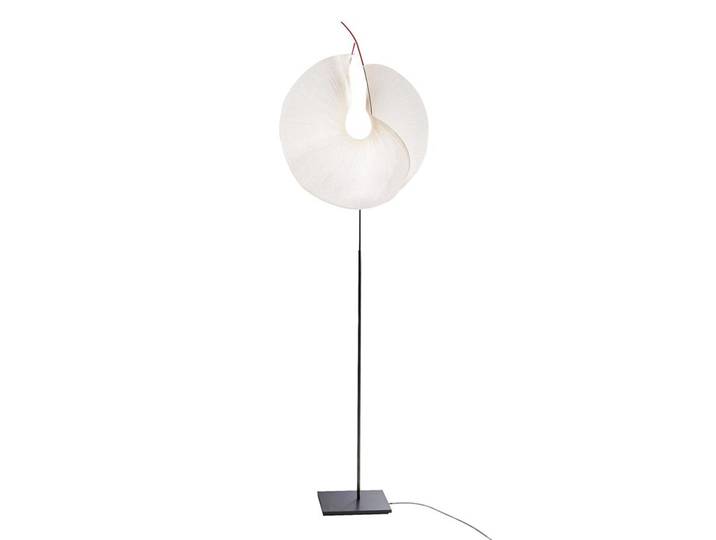 INGO MAURER lampadaire YORUBA ROSE FLOOR (H 130 / 160 cm - Papier japonnais et métal)