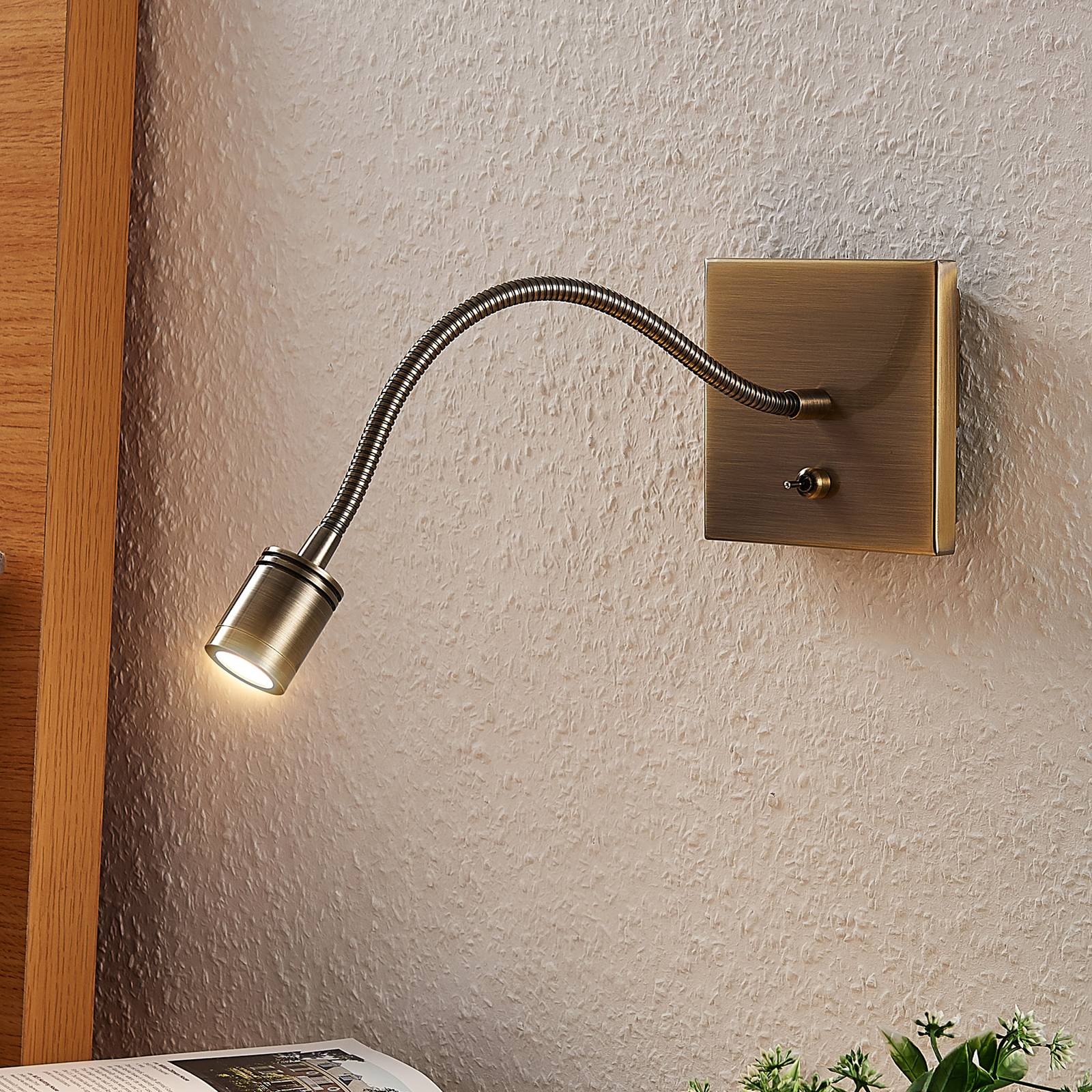 LED Wall Light Mayar Lindby, Bronze / antique brass, Bedroom, metal, Modern, Wall Light