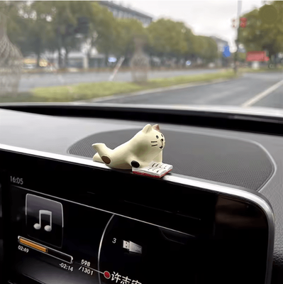 Inspire Essentials Cute Cat Car Dashboard Ornament Resin Kitten Interior Decor f