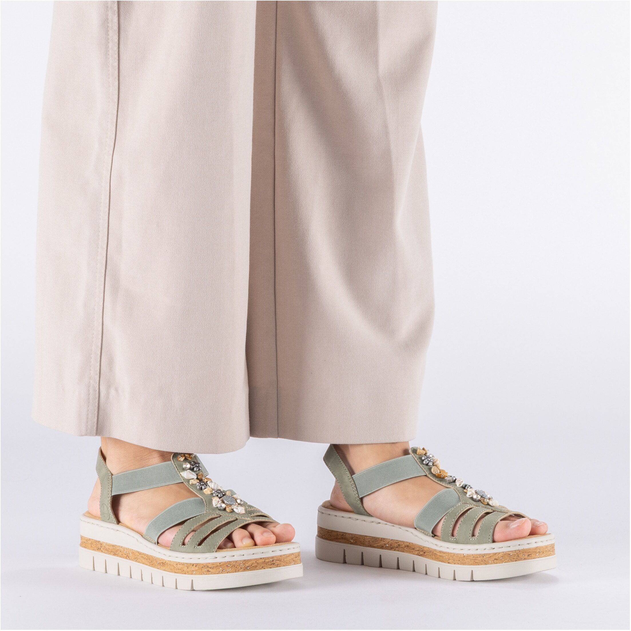 Keilsandalette RIEKER, Damen, Gr. 40, Synthetik Textil, grün (schilfgrün), Lederimitat, Schuhe Keilsandalette, Keilsandalette, Plateausandale, Sommerschuh mit Verzierung