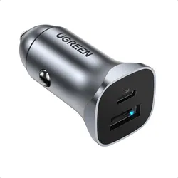 UGREEN USB-C PD+USB-A QC 24W Schnell-Ladegerät fürs Auto, grau