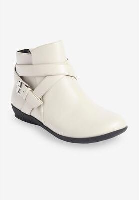 Extra Wide Width Women's The Bronte Bootie by Comfortview in Winter White (Size 7 WW)