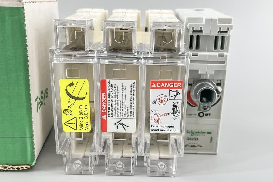 Schneider Electric GS2G3 TeSys GS Laagspanningsschakelaar met overspanningsbeveiliging 63A