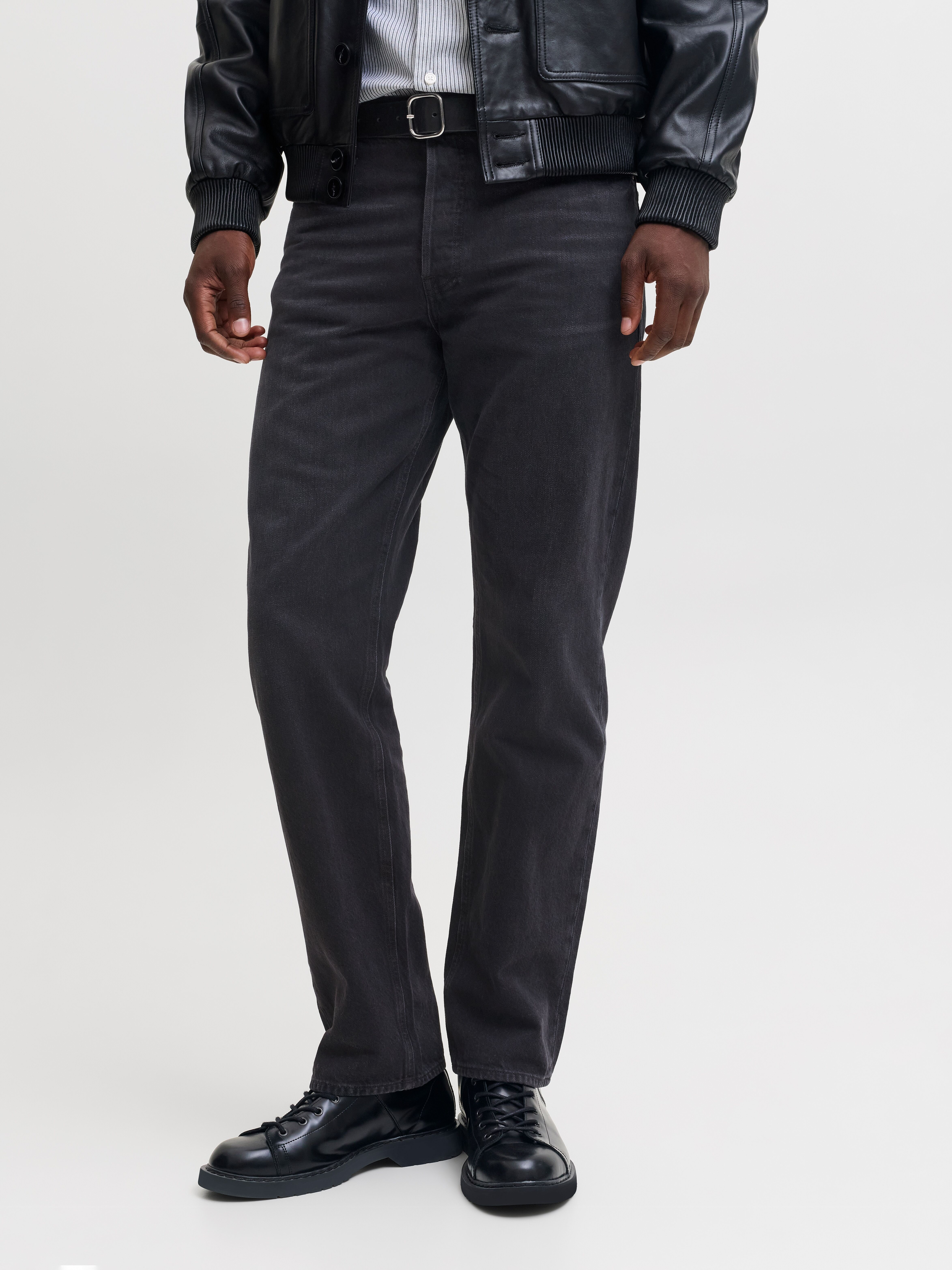 Loose-fit-Jeans JACK & JONES "CHRIS JJORIGINAL", Herren, Gr. 32, Länge 34, grau (schwarz denim), Denim/Jeans, Obermaterial: 100% Baumwolle, Abriebeffekte, loose fit lang, Jeans Loose-fit-Jeans, Baumwolle, loose fit schwarz denim 32, Länge 34