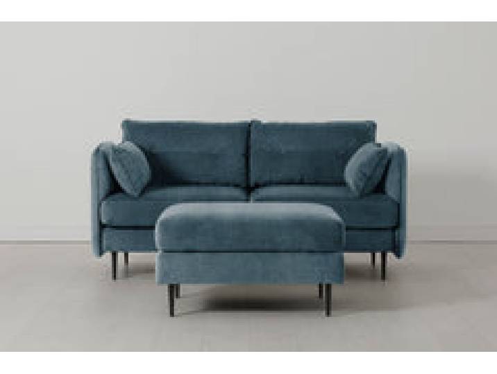 Model 19 Zweisitzer-Sofa mit Polsterhocker, Wasserblau