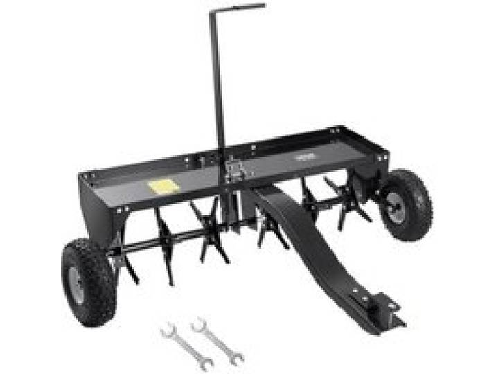 VEVOR Aerifizierer 1275x980x885 mm, Rasenbelüfter mit Universalkupplung, Anhängebelüfter mit Eisenspikes, Aufsitzmäher zum Hinterherziehen für Gärten, Rasenflächen, Bauernhöfe