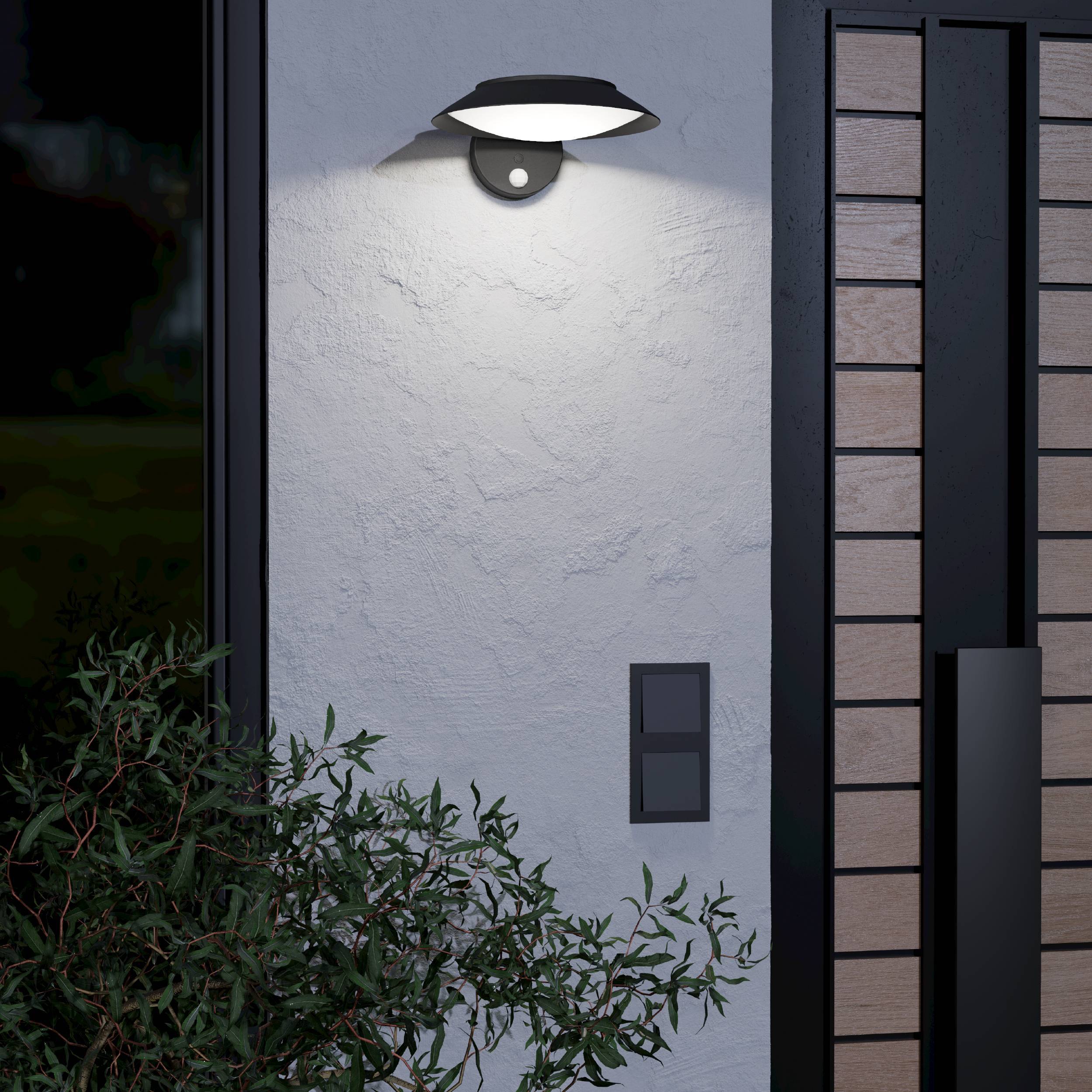 LED Solarleuchte EGLO "Cerrisi LED Wandlampe, Solarlampe, Bewegungsmelder, Kunststoff, IP44", schwarz, H:10,5cm L:25cm, Leuchten, LED Solarleuchte, Solarleuchte - L25 x H10,5 x AL30 cm - schwarz - 7W inkl.