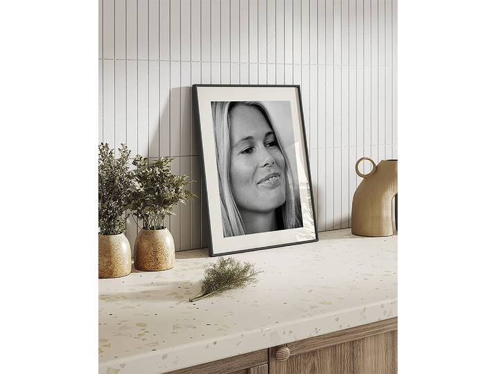 Bild Claudia Schiffer at Cannes Buche Massiv, lackiert Acrylglas Multicolor 42 x 52cm