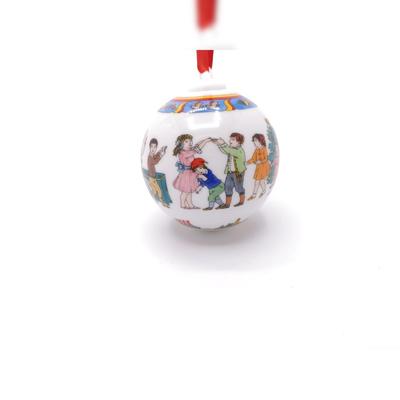DKG utils Hutschenreuther Porzellan Weihnachtskugel Kugel 2015 ohne Originalverpackung
