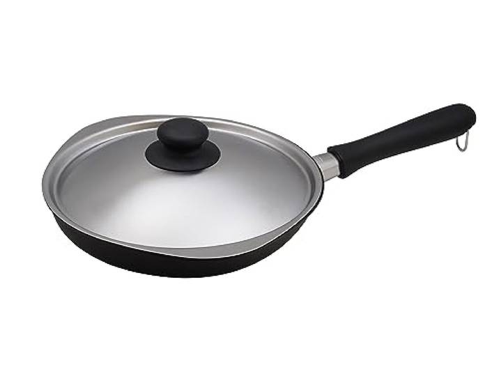 Sori Yanagi Karbonstahl-Pfanne Magma-Teller 25 cm mit Deckel