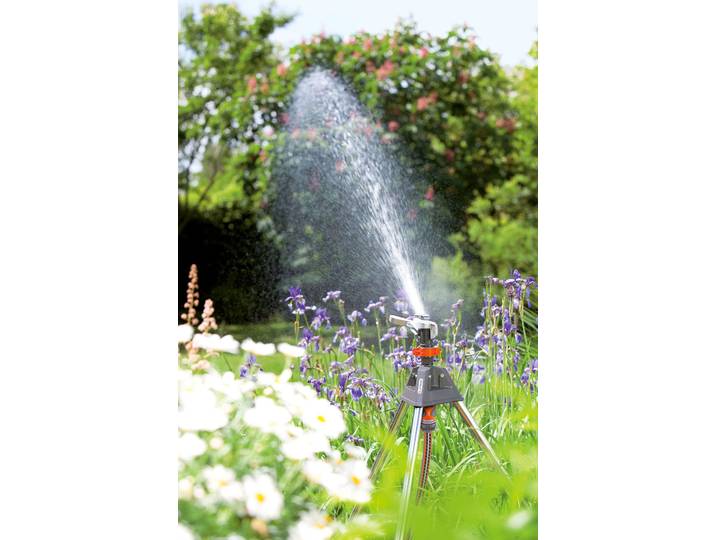 GARDENA Sprühregner Premium Impuls-Hochregner , grau, orange, Gartenbrausen, Für das Beregnen höherer Pflanzen, Sprühregner