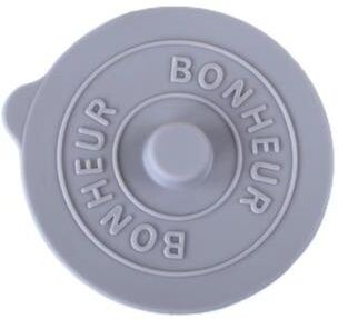 Inspired Finds Simple Solid Color Concave Embossed Letter Silicone Rubber Integrated Water Cup Dust Cover Lid gray