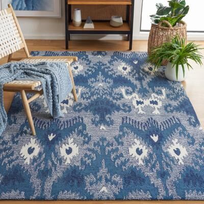 SAFAVIEH Handmade Ikat Triada Bohemian Wool Rug