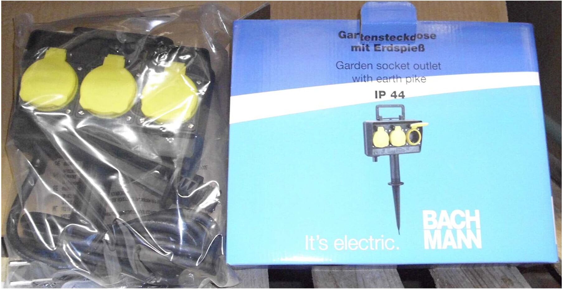 Bachmann Gartensteckdose 3f. mit Erdspieß 394.175)