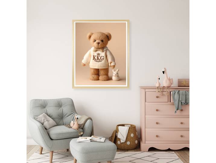 Bild mit Rahmen QUEENCE Vintage Polo Teddy Bär Mädchen mit Schleife , beige (farbe rahmen: beige, farbe bild(er): beige), B:40cm H:50cm T:1,5cm, Acrylglas, Holzrahmen, Bilder, Bild mit Rahmen, HD Premium Poster-Druck inkl. Echtholzrahmen in beige