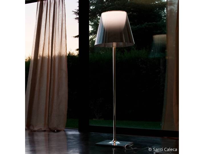 KTribe F3 Lampadaire Fumé - Flos - Salon / séjour - Design - Plastique - Avec abat-jour