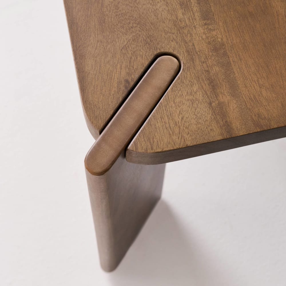 sweeek Table basse exotique carrée bois massif 80cm noyer Marron 80x36x80cm
