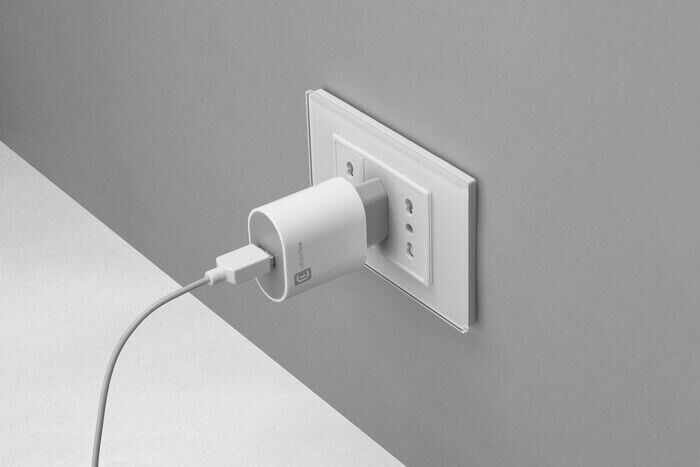 Cellular Line Carica Batterie Achusbsmart12ww-bianco