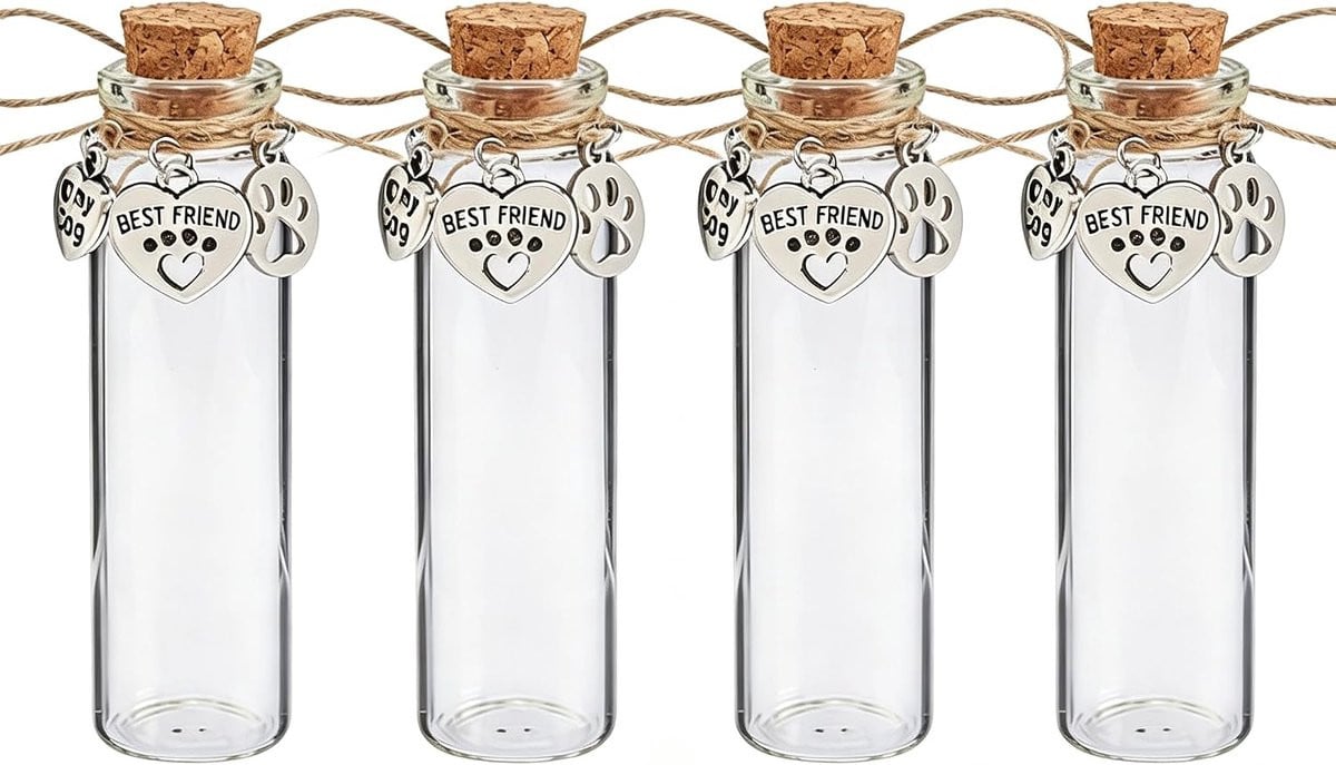 Set van 4 glazen herdenkingsflesjes voor huisdieren met hartvormige hangers, helder