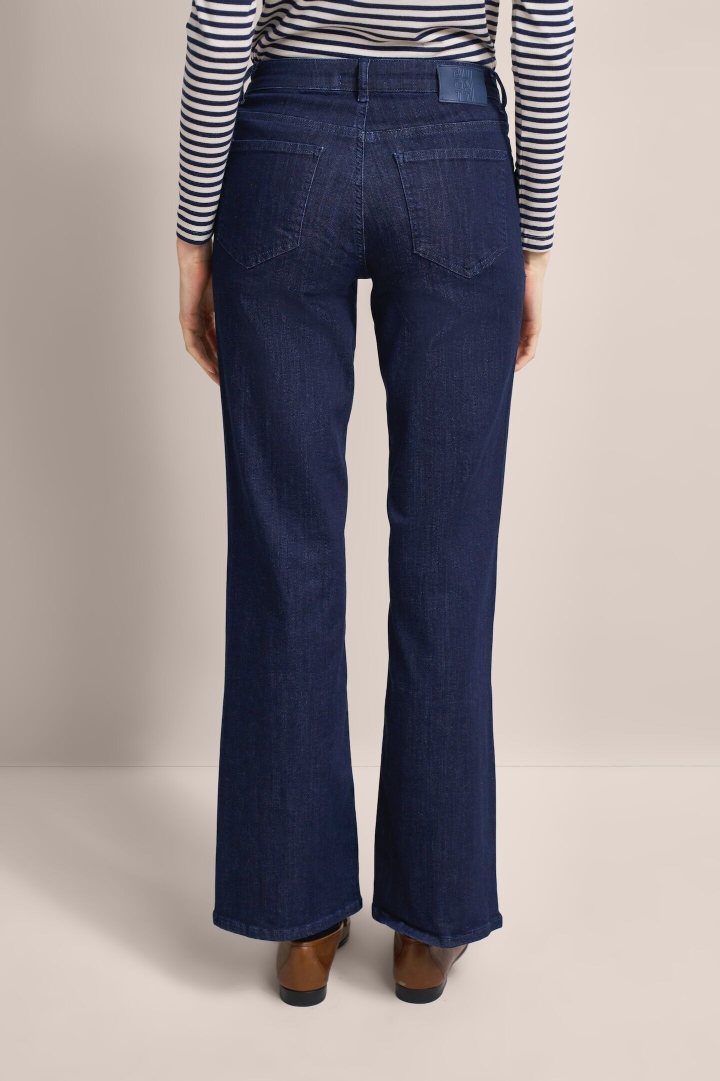 5-Pocket-Jeans BUGATTI, Damen, Gr. 44, Normalgrössen, blau (marine), 89% Baumwolle, 8% Polyester, 3% Elasthan, Jeans 5-Pocket-Jeans, mit Bügelfalte marine 44, Normalgrössen