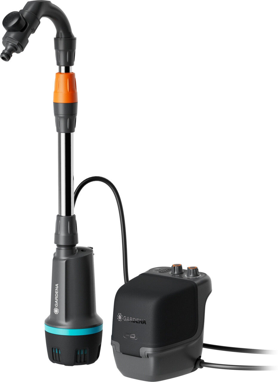 Gardena Akku-Regenfasspumpe 2400 Comfort Automatic Fördermenge: 2.400 l/h 18 V Solo