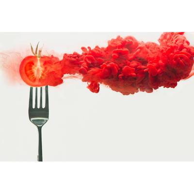 Fototapete PAPERMOON "Photo-Art DINA BELENKO, ZERFALLENE TOMATE", bunt, B:5m L:2,8m, Vlies, Tapeten
