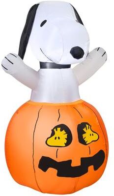 Gemmy Airblown-Snoopy In Pumpkin w/Woodstock-Peanuts