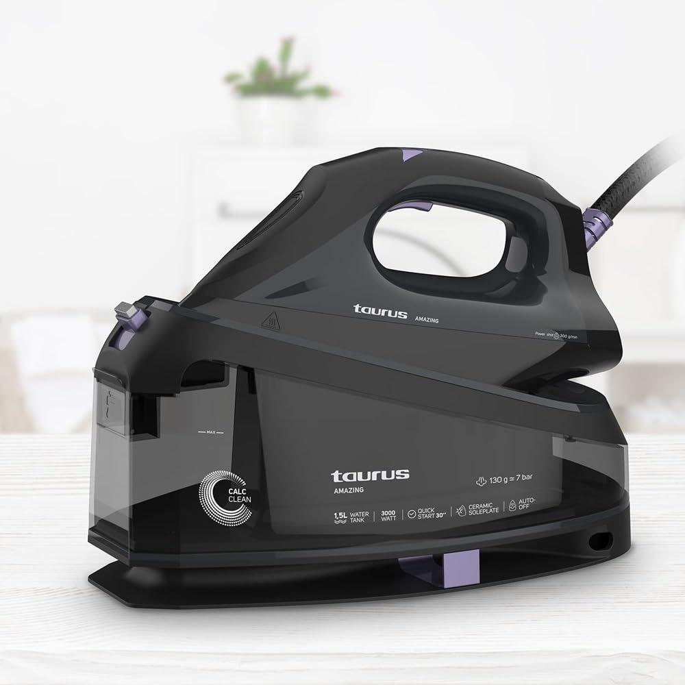 Taurus SSD3000 Stoomstrijkijzer met 1,5 liter waterreservoir en 3000 watt