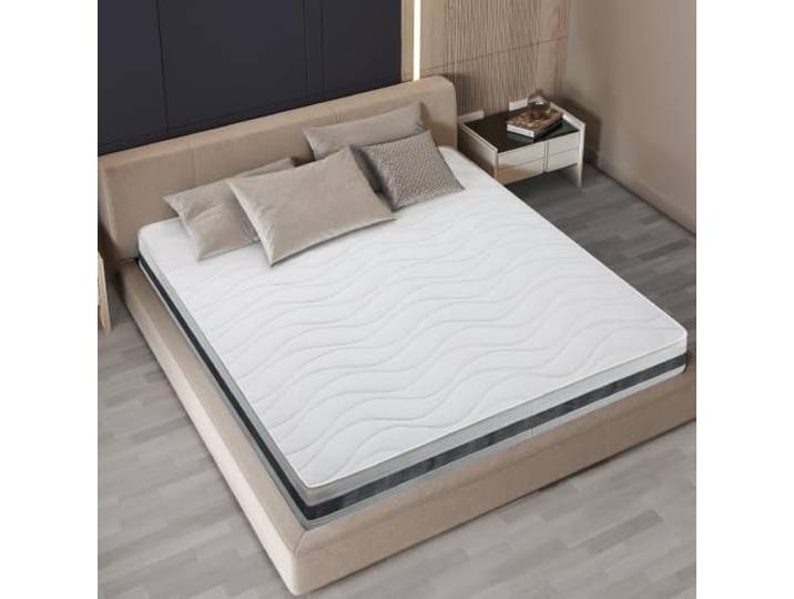 The White Stone Matratze 130 x 190 aus hypoallergenem Waterfoam Höhe 20 cm Polsterung aus Watte und Bezug aus atmungsaktivem 3D-Gewebe, milben- und pilzresistent Hergestellt in Italien